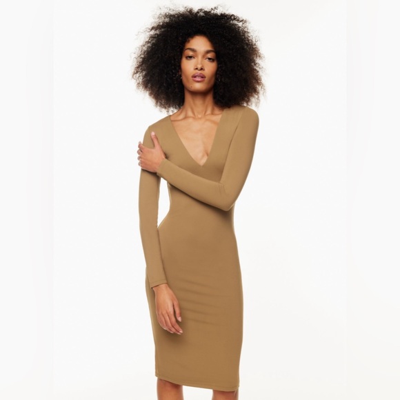 NWT Artitzia Babaton Contour V Neck Bodycon Midi Dress - Picture 5 of 13